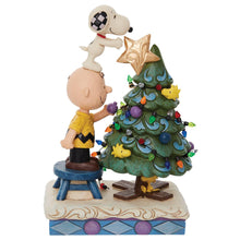 Load image into Gallery viewer, Charlie Brown &amp; Snoopy Decorat Peanuts by Jim Shore
