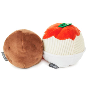 Better Together Spaghetti and Meatball Magnetic Plush, 4.75"