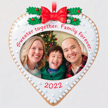 Load image into Gallery viewer, Family Forever Cookie 2022 Photo Frame Ornament

