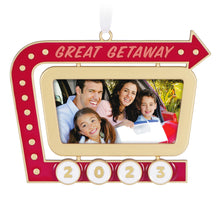 Load image into Gallery viewer, Great Getaway 2023 Metal Photo Frame Ornament
