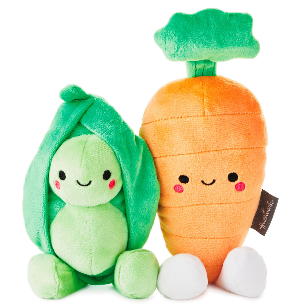 Better Together Peas and Carrot Magnetic Plush, 4.5